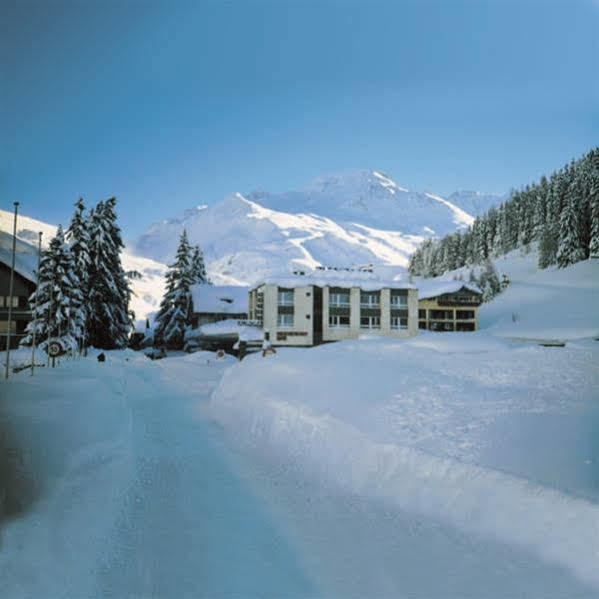 Hotel Aurora Andermatt Exterior photo